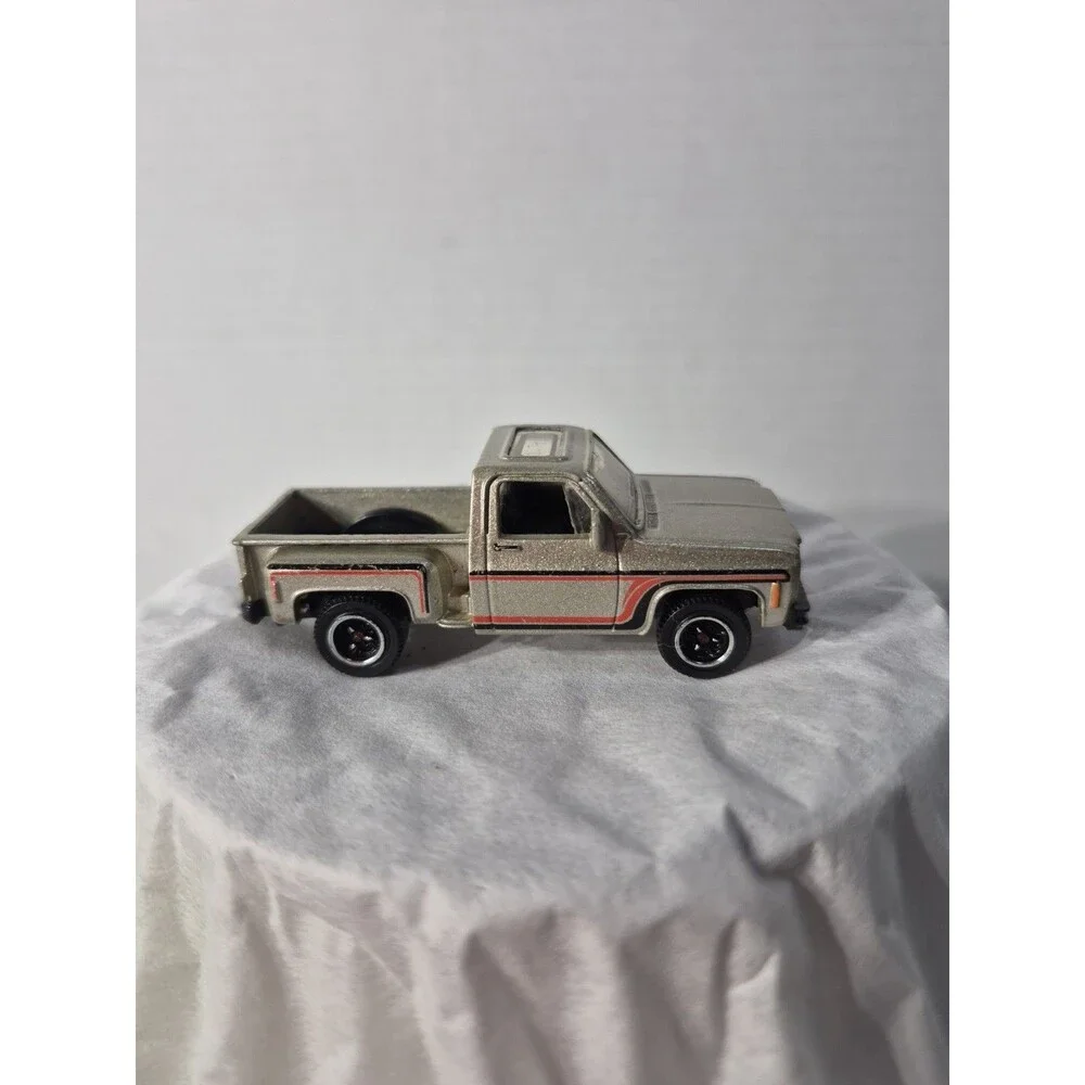 MATCHBOX product 64
